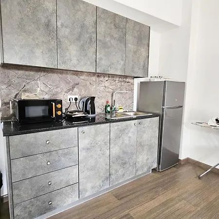 Unique Cozy Studio, 150m From Chabad Lubavitch